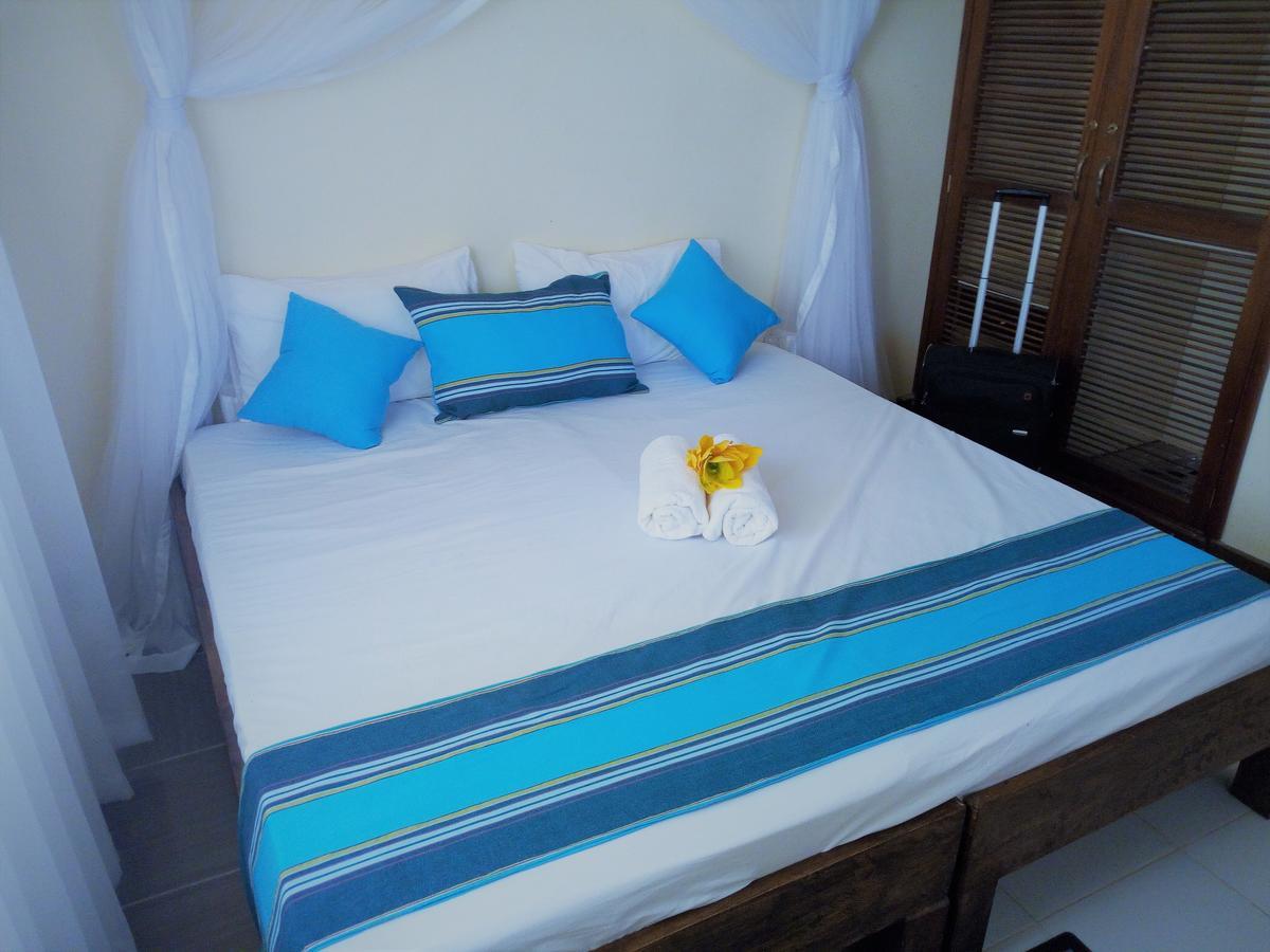 Sea Breeze Villas Kenya شاطئ دياني المظهر الخارجي الصورة